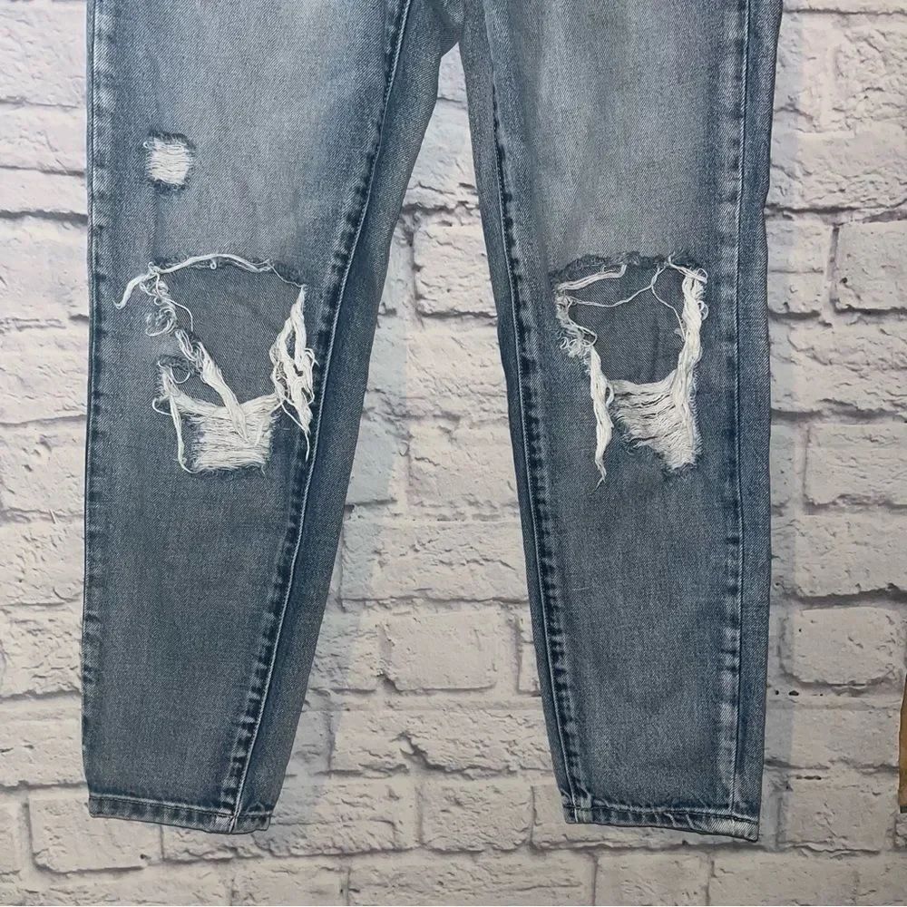 Womens KanCan light washed distressed Jeans size XS Super Cute Denim - Picture 3 of 11